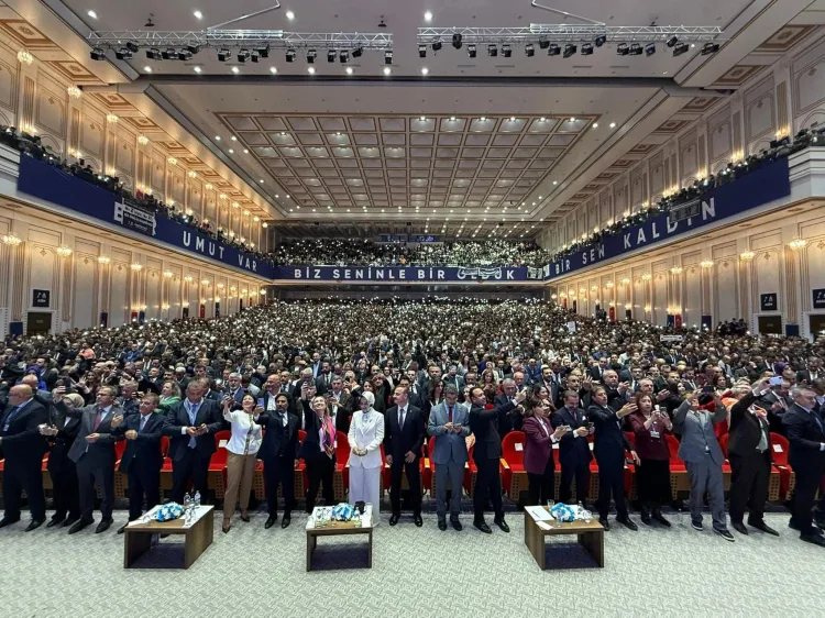 Anahtar Parti 1. Yılını Coşkuyla Kutladı!