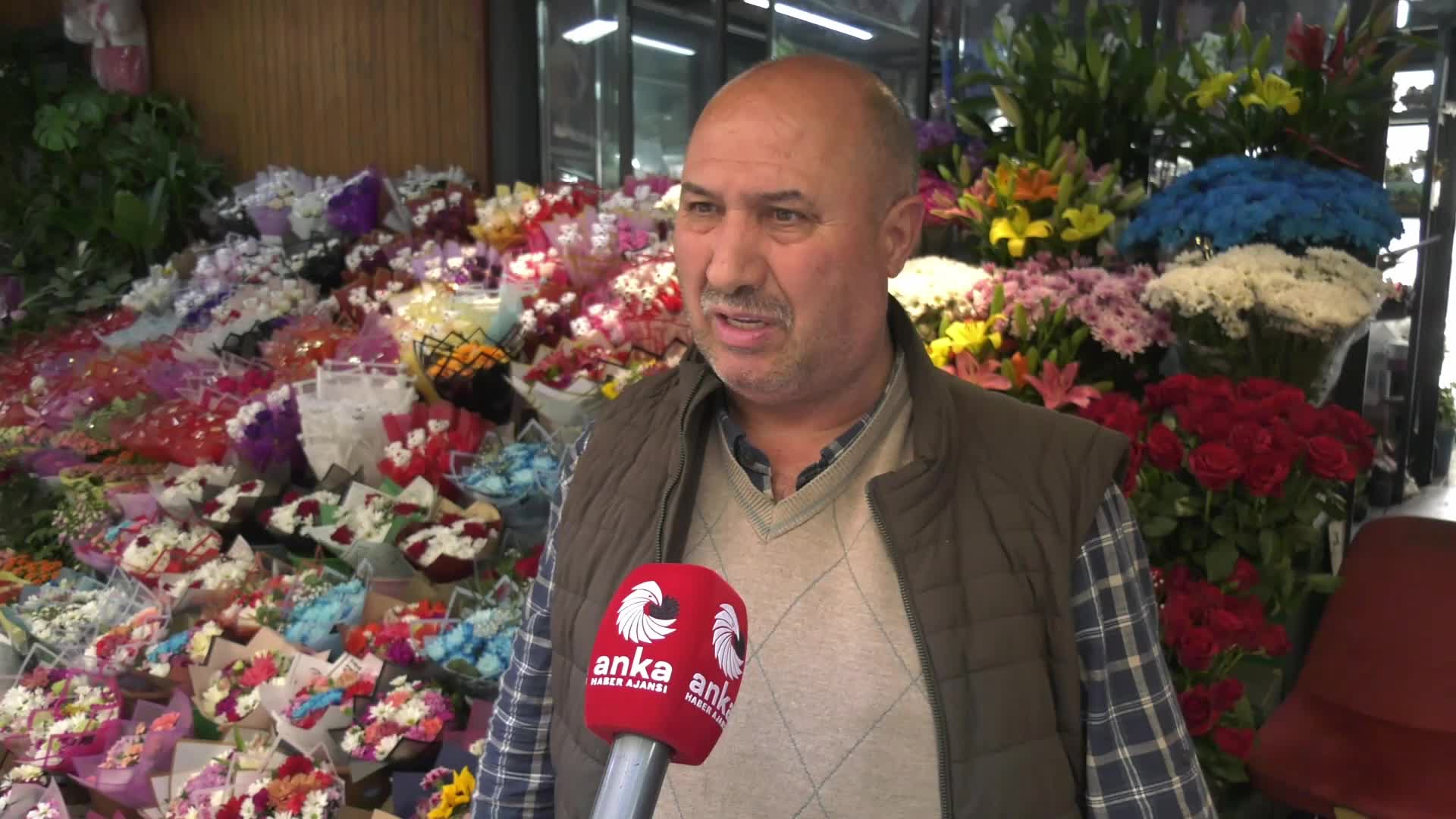 Ankara’da Anneler Günü Çiçek Fiyatları Belirlendi