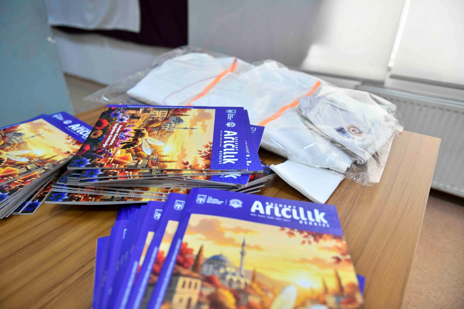 Ankara’da Arıcılara Kışlatma Eğitimi Verildi