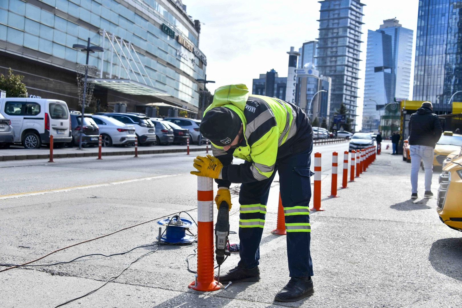 Ankara’da AVM Trafiğine Tek Yön Çözümü!