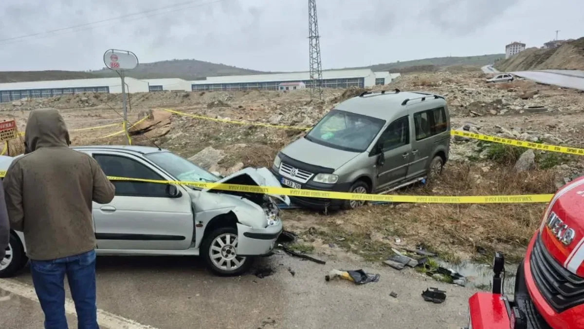 Ankara’da Feci Kaza: 1 Ölü, 5 Yaralı!