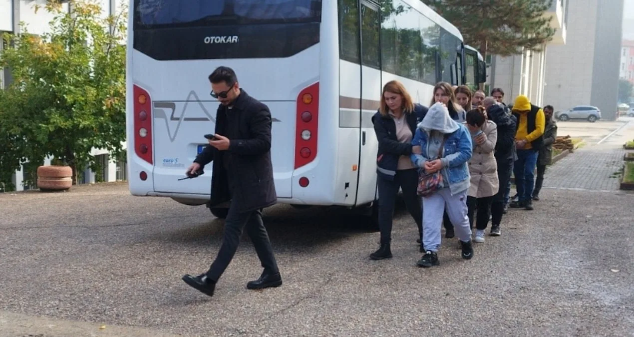 Ankara’da Fuhuş Operasyonunda 56 Gözaltı!
