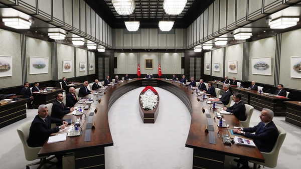 Ankara’da Gerilim: Füze Olayı ve Ekonomik Etkiler