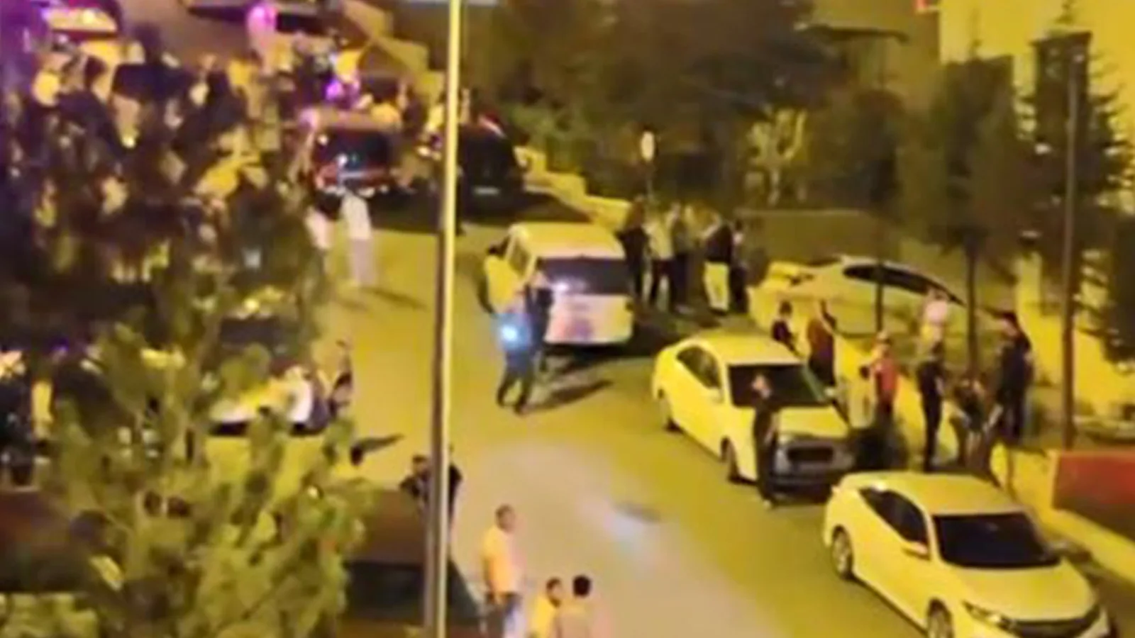 Ankara’da Komşu Kavgası: 3 Yaralı, 4 Gözaltı!