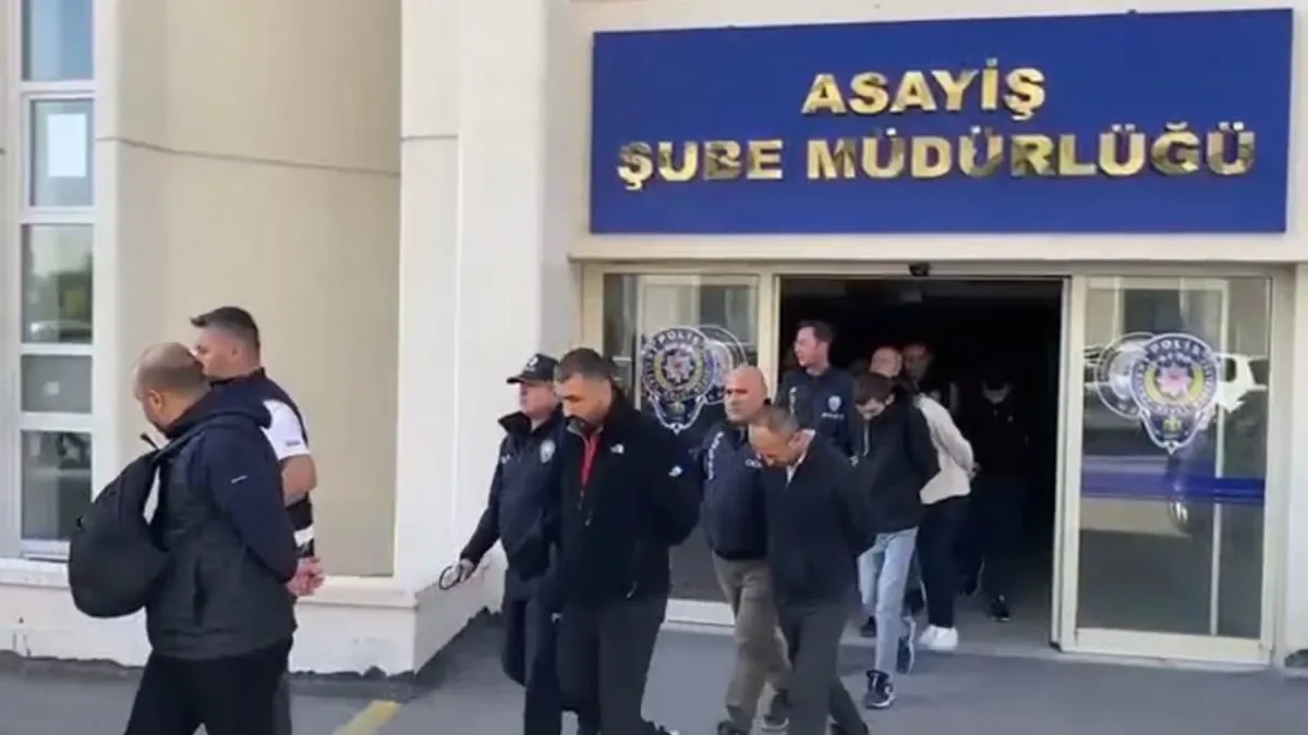Ankara’da Oto Hırsızlık Operasyonu: 24 Gözaltı!