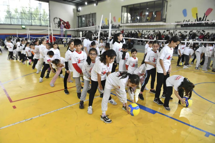 Ankara’da Voleybol İçin Yeni Bir Eğitim Merkezi Açıldı