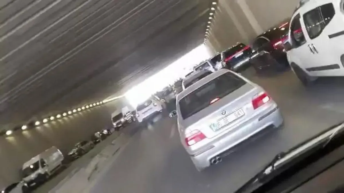 Ankara’da Zincirleme Kaza: 5 Araç Karıştı!