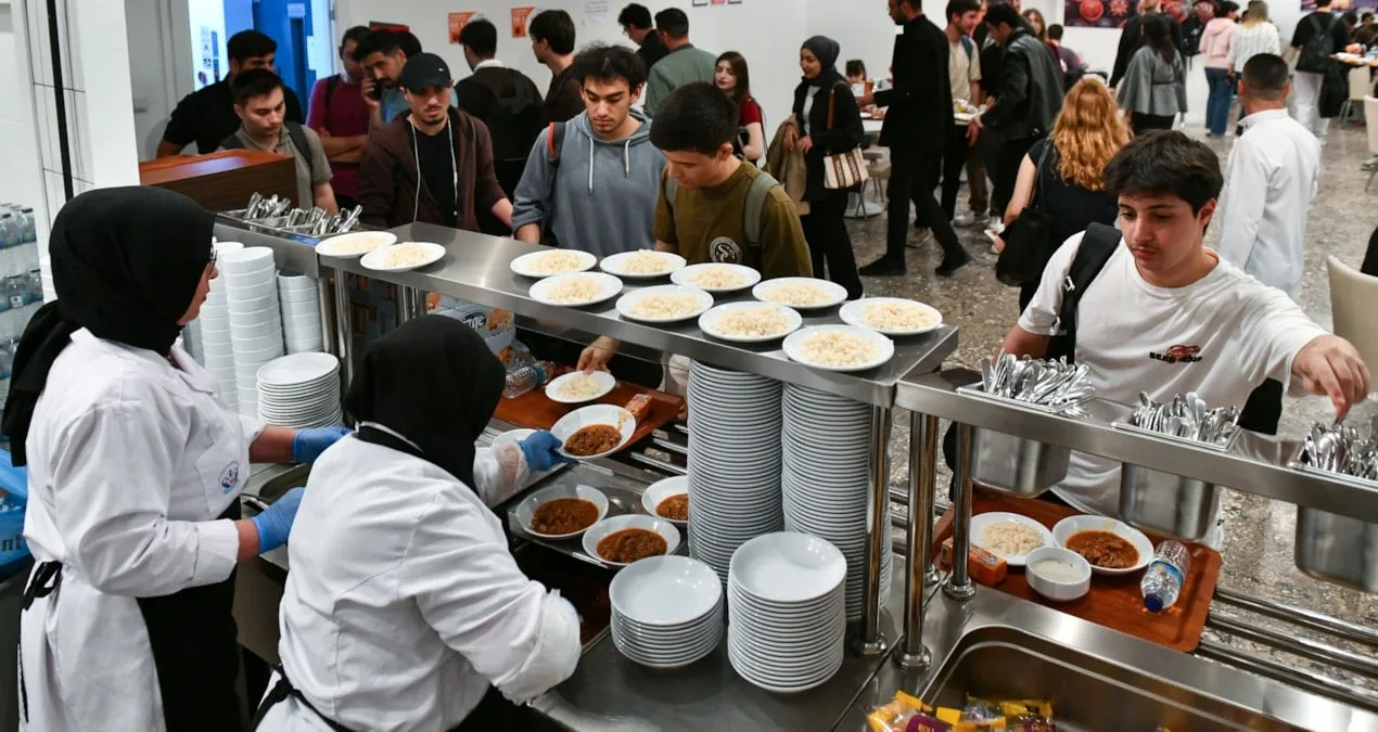 Ankara’dan Üniversite Öğrencilerine Destek Hamlesi!