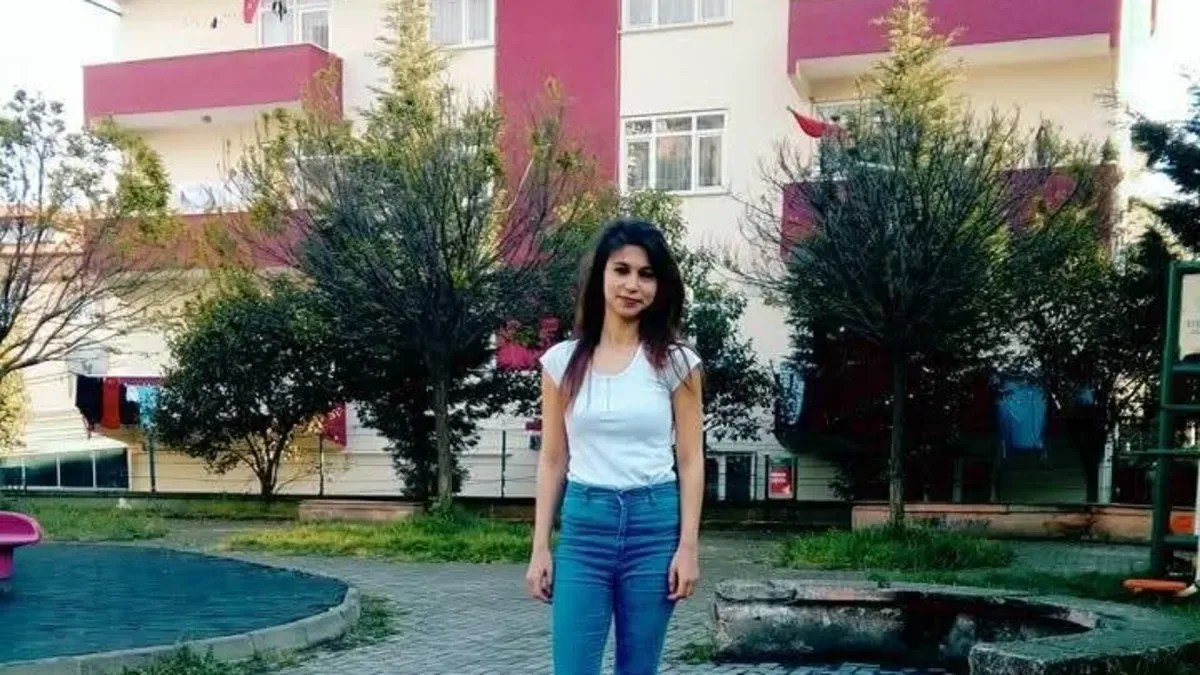 Anne ve Sevgili, Kızını Boğarak Öldürdü!