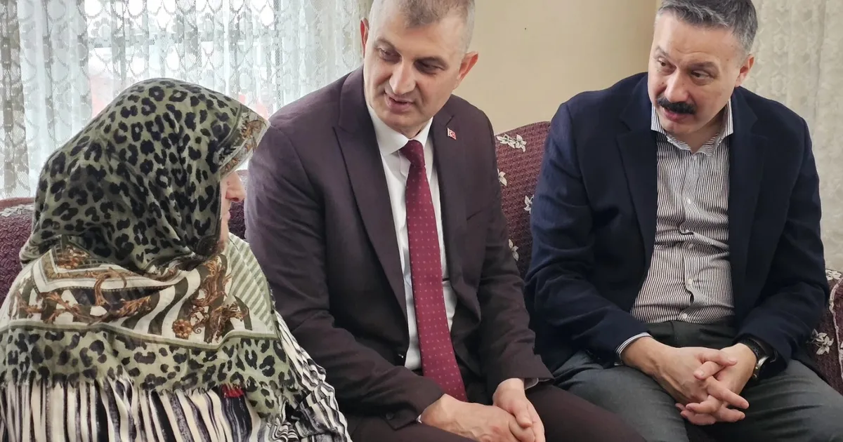 Anneler Günü’nde Gölcük’ten Anlamlı Ziyaret