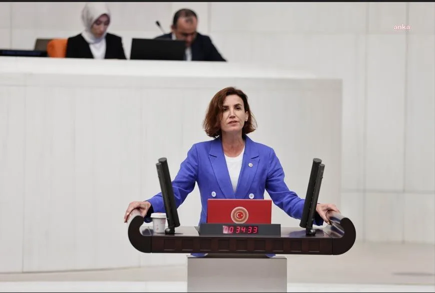 Antalya-Ankara Uçuşları Azaltıldı, Halk Mağdur!
