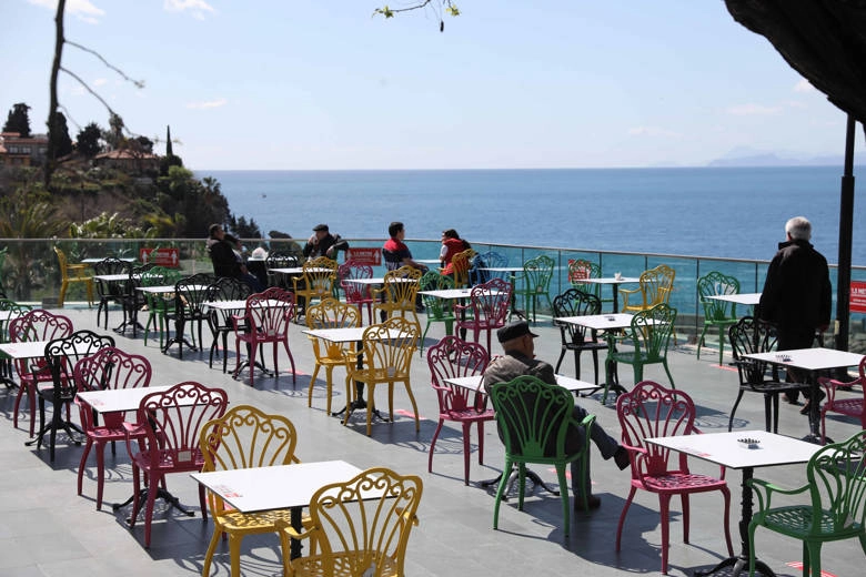 Antalya Bayramda Sosyal Tesislerle Canlanıyor!