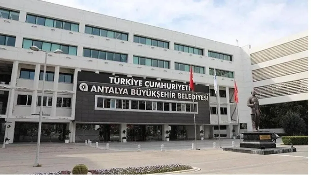 Antalya’da Aile Boyu Yolsuzluk İddianamesi Tamam!