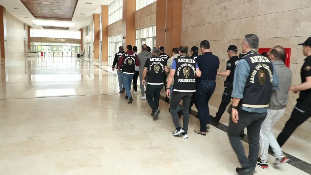 Antalya’da Araç Kiralama Dolandırıcılığı: 4 Tutuklama!