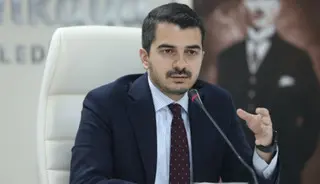 Çankaya'da 'Kılıçdaroğlu' kavgası: Şişeler havada uçuştu