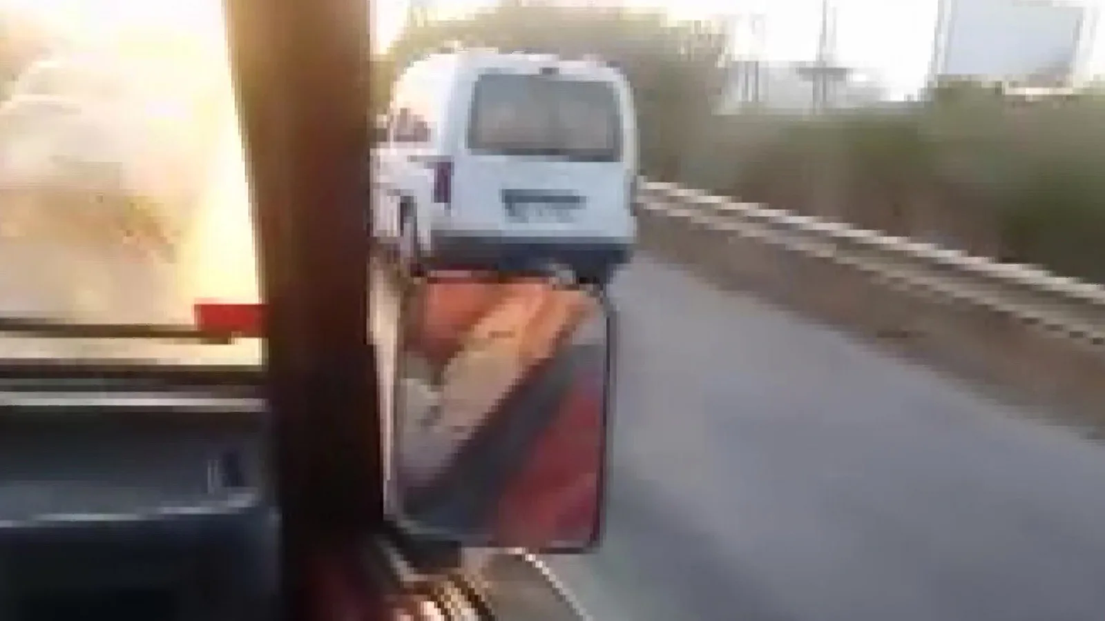 Antalya’da Emniyet Şeridi İsyanı: Uyanık Sürücüler!