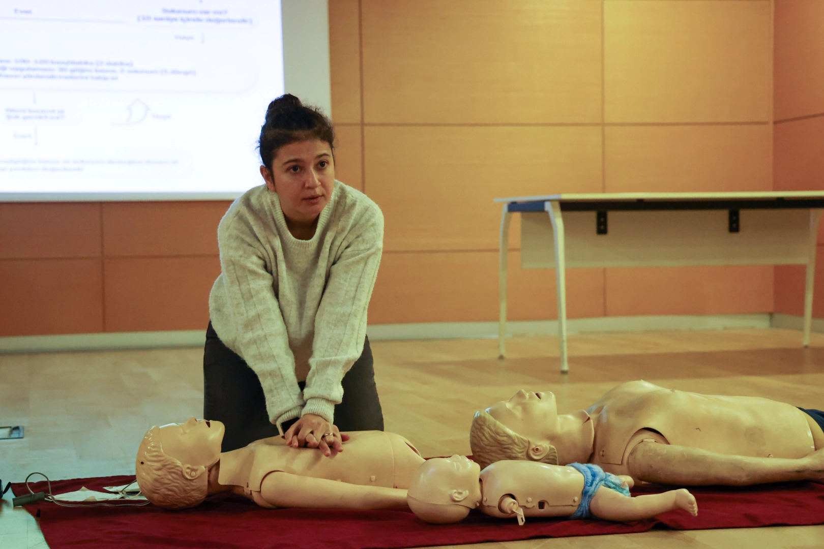 Antalya’da Personel İçin İlk Yardım Eğitimi Verildi