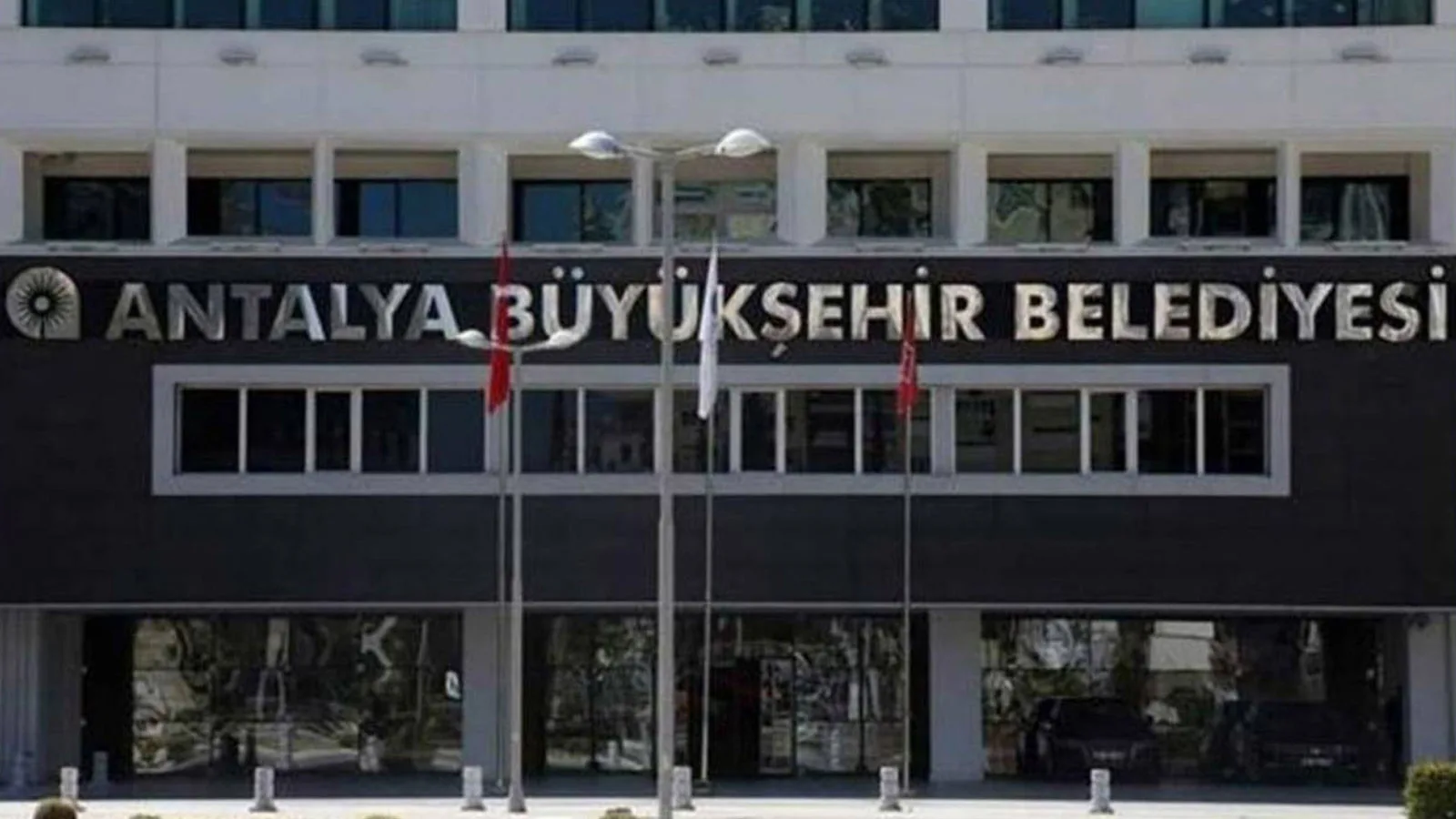 Antalya’da Rüşvet Soruşturmasında Yeni Tutuklamalar