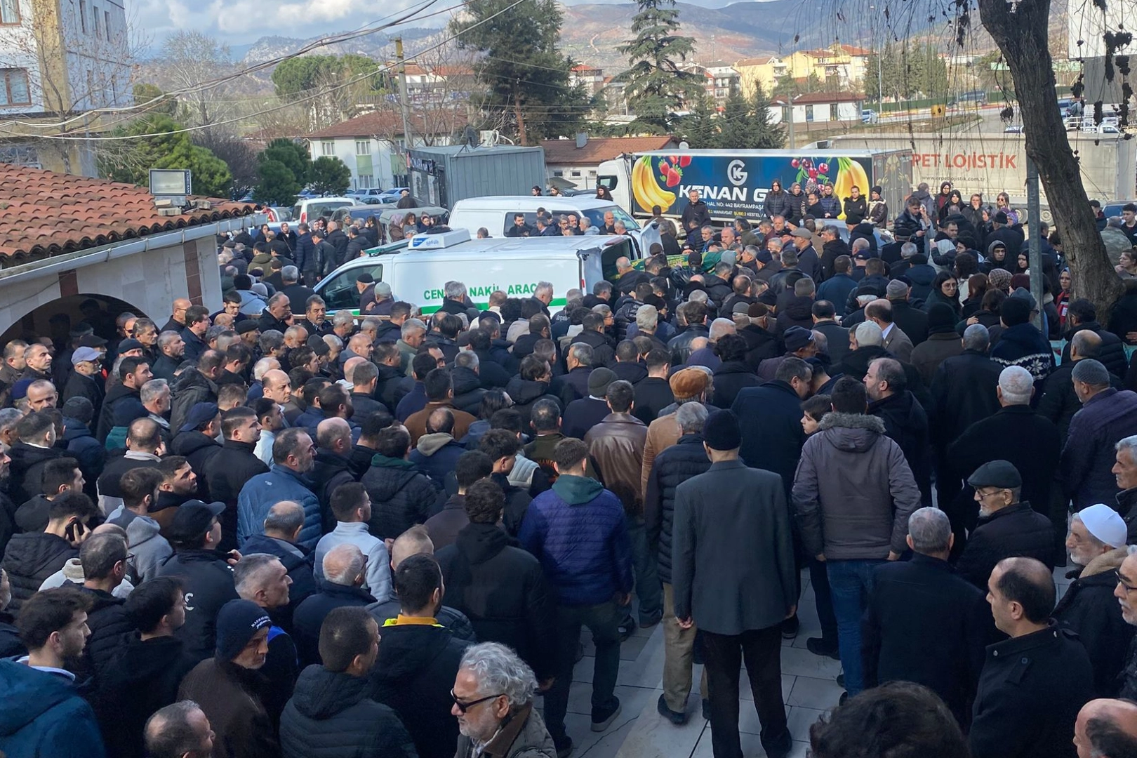 Antalya Kazasında Hayatını Kaybeden Gençler Toprağa Verildi