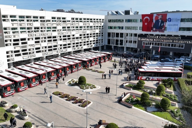 Antalya’ya 19 Yeni Otobüsle Konforlu Ulaşım!
