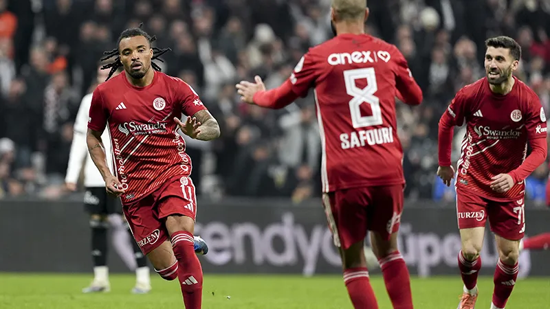 Antalyaspor’dan Üç Büyük’e Adalet Çağrısı!