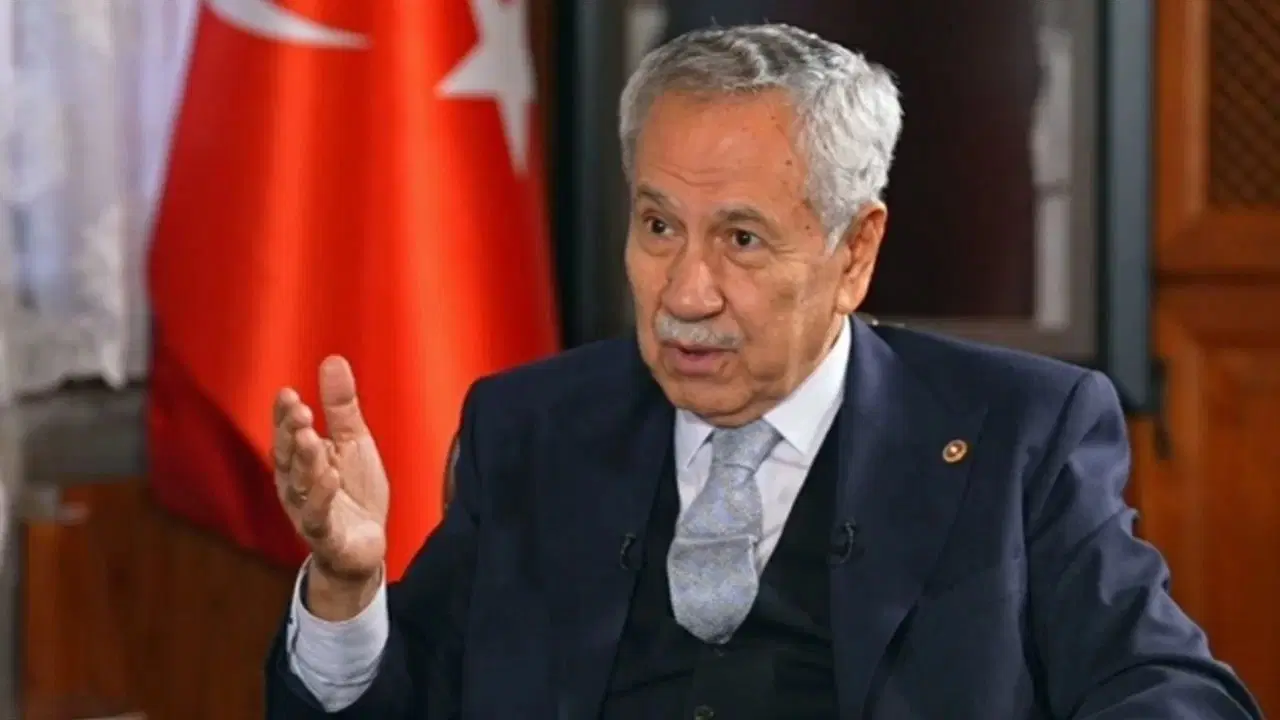 Arınç’tan İktidar Medyasına Sert Eleştiriler!