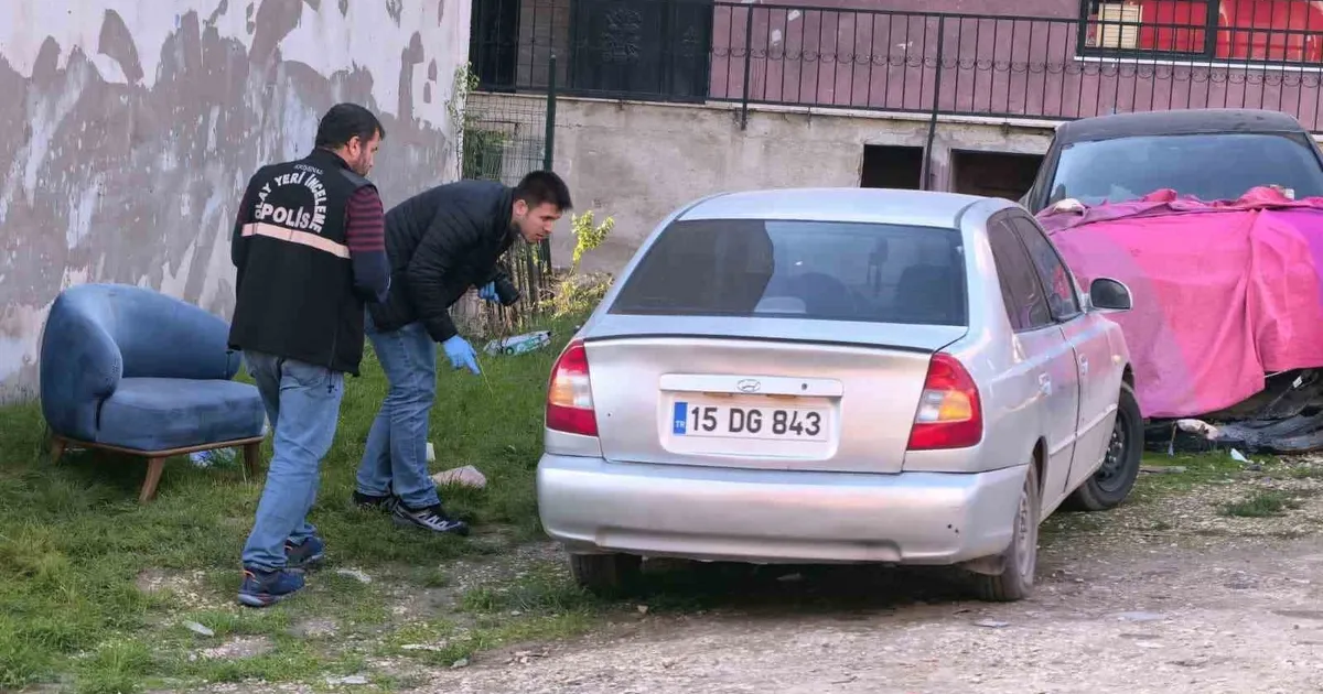 Arkadaşına Emanet Aracın Kurşunlandığı Şok Olay!
