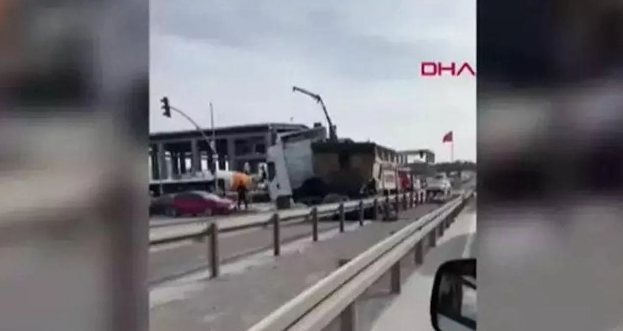 Arnavutköy’de Kafa Kafaya Kaza: Şoför Sıkıştı!