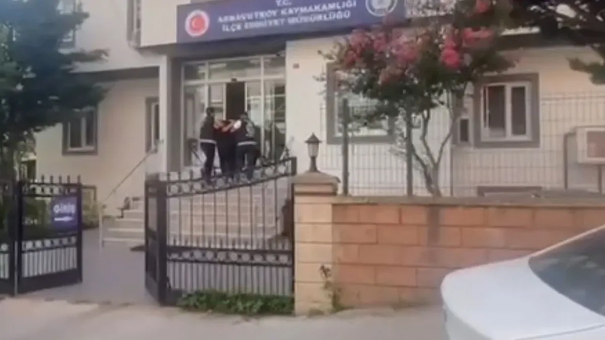 Arnavutköy’de Silahlı Saldırı: İki Şüpheli Yakalandı!