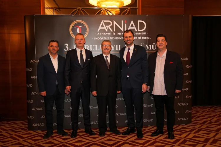 ARNİAD, 3. Yılını Gala Gecesiyle Kutladı!