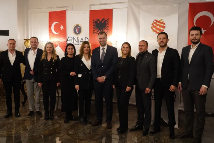 ARNİAD Yeni Yönetim Kurulu