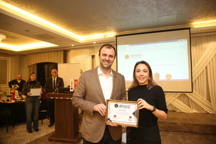 ARNİAD’dan Arnavut Öğrencilere Destek Toplantısı