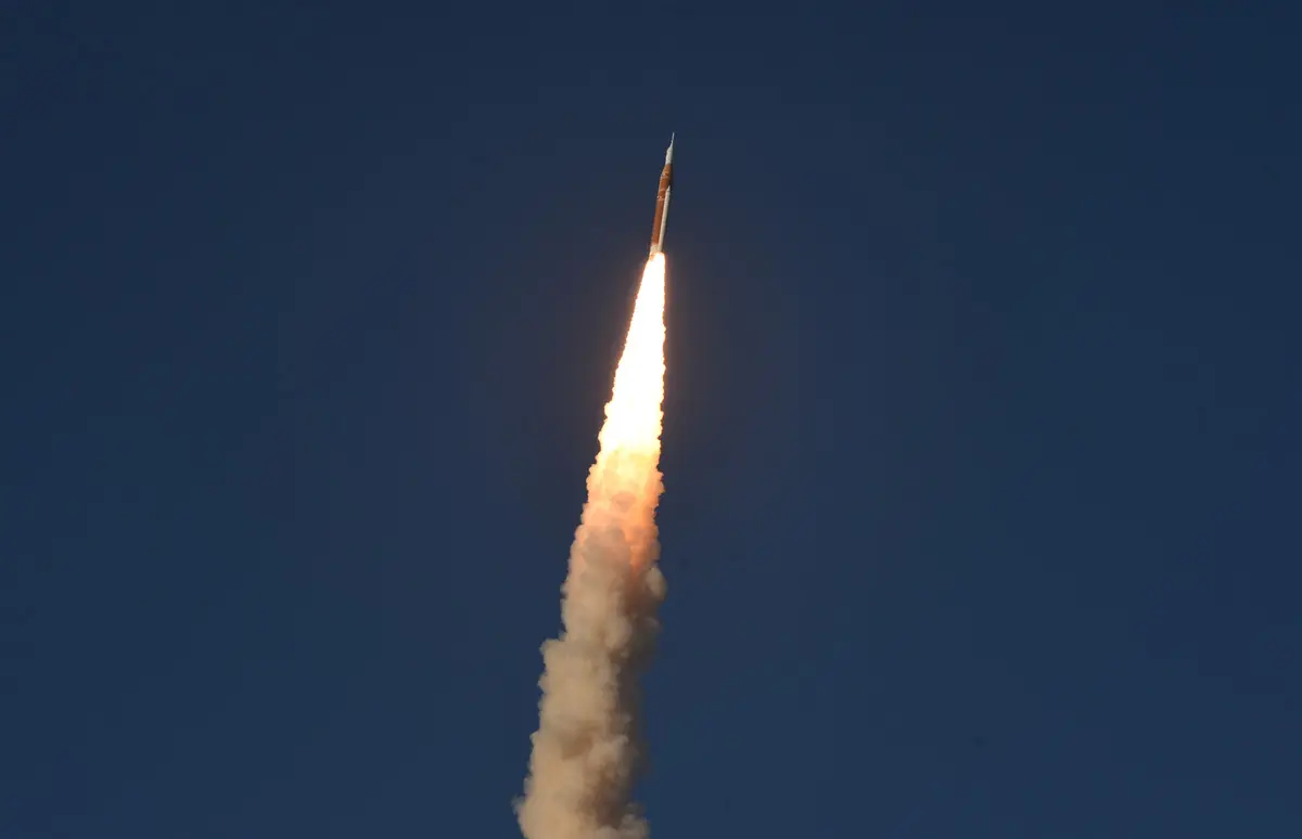 Artemis II de tuvalet krizi sonrası ikinci kriz! Astronot düzeltilmesi için Dünya dan yardım istedi: Ne olduğuna inanamayacaksınız 2