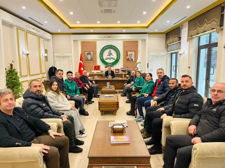 Artvinspor’dan Rektöre Spor Desteği Ziyareti