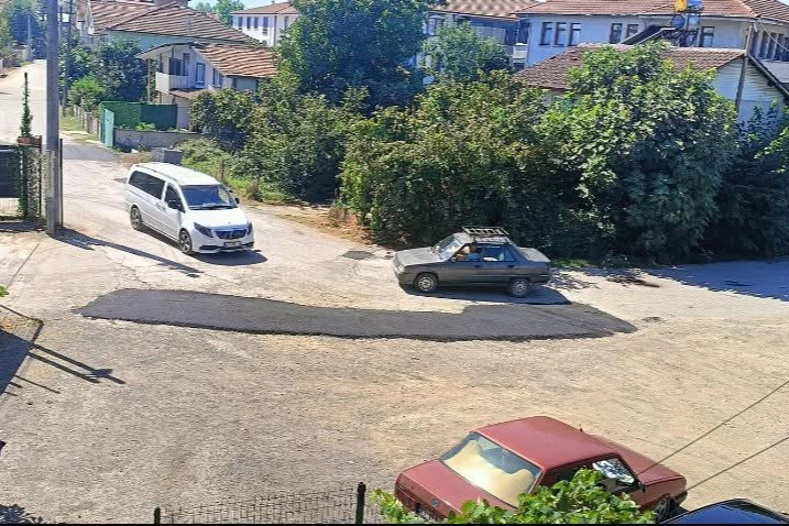 Asfalt Çalışması Yarım Kaldı, Sakinler Tepkili!