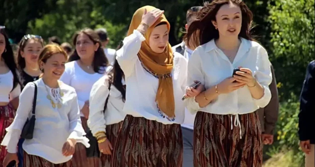 Aşıklar Sokağı’nda Eş Adaylarıyla Buluşma Geleneği