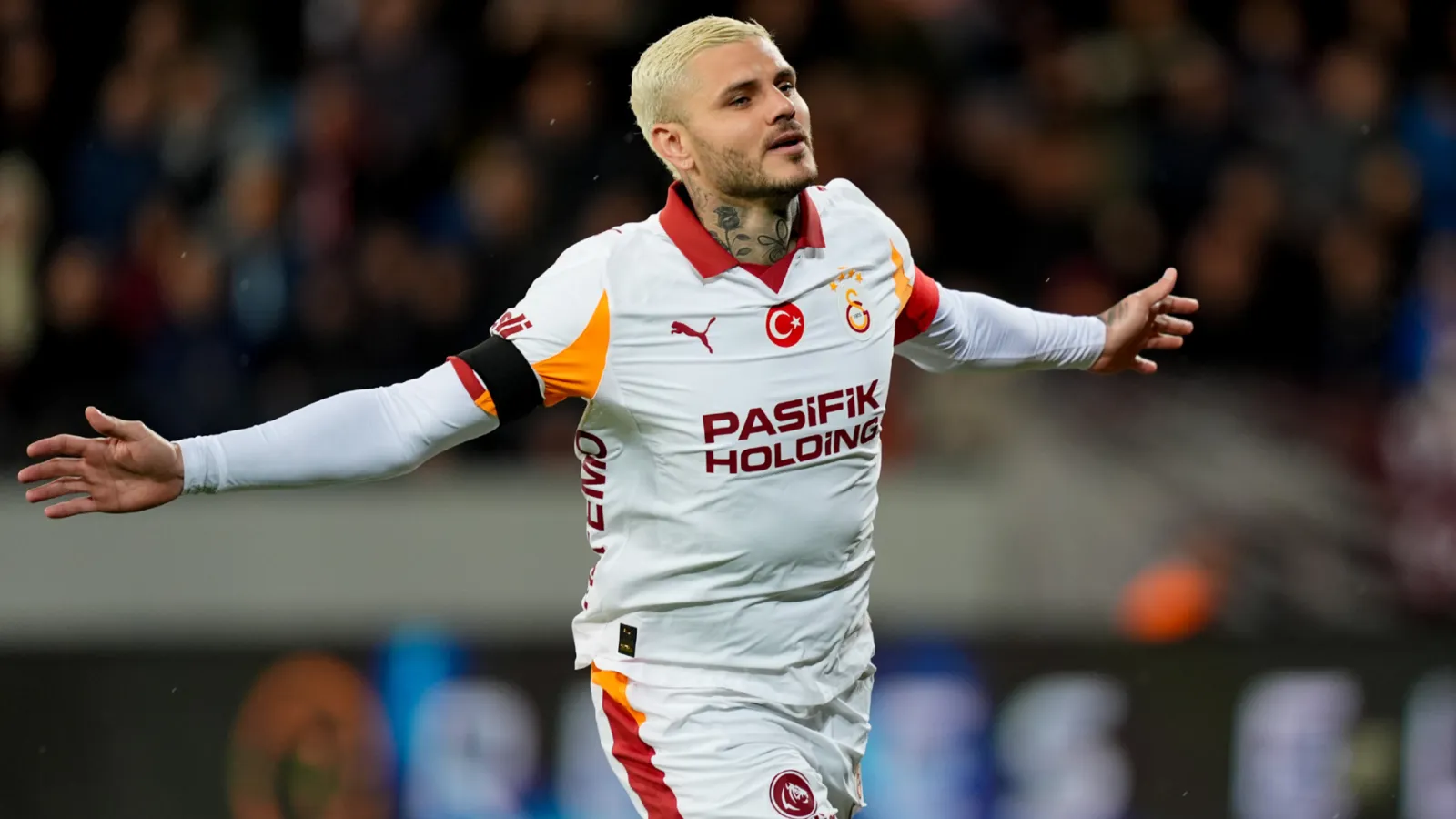 GÜNÜN SPOR MANŞETLERİ - SPOR SAYFALARININ BUGÜNKÜ MANŞETLERİNE VE HABERLERİNE HIZLICA BİR GÖZ ATIN...