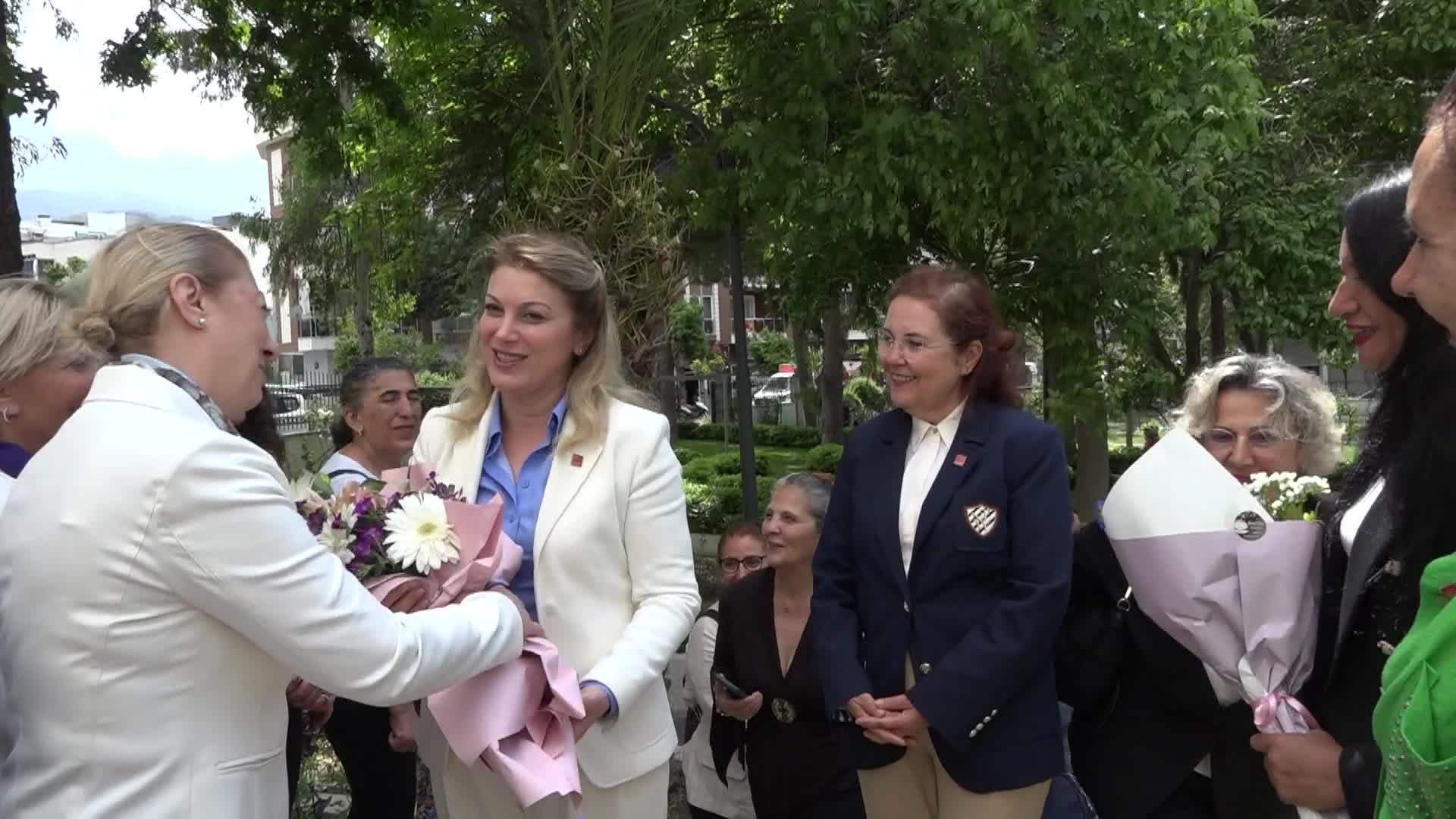 Asu Kaya’dan Kuşadası’nda Sosyal Belediyecilik Vurgusu