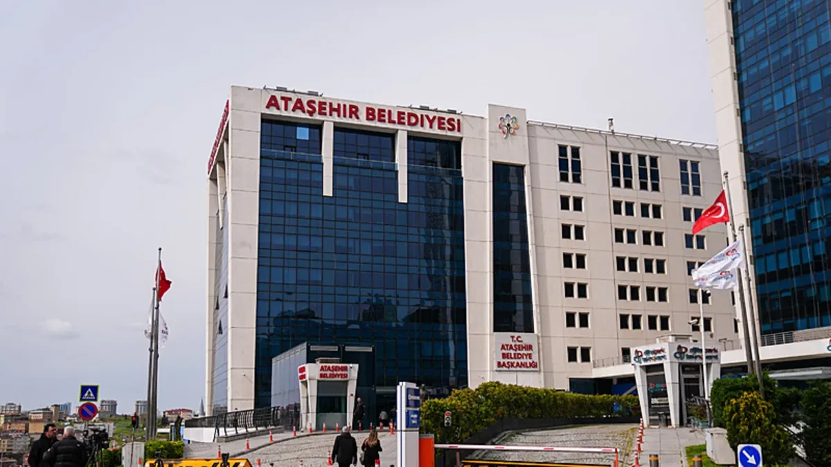 Ataşehir’de Rüşvet Operasyonu: 20 Gözaltı!