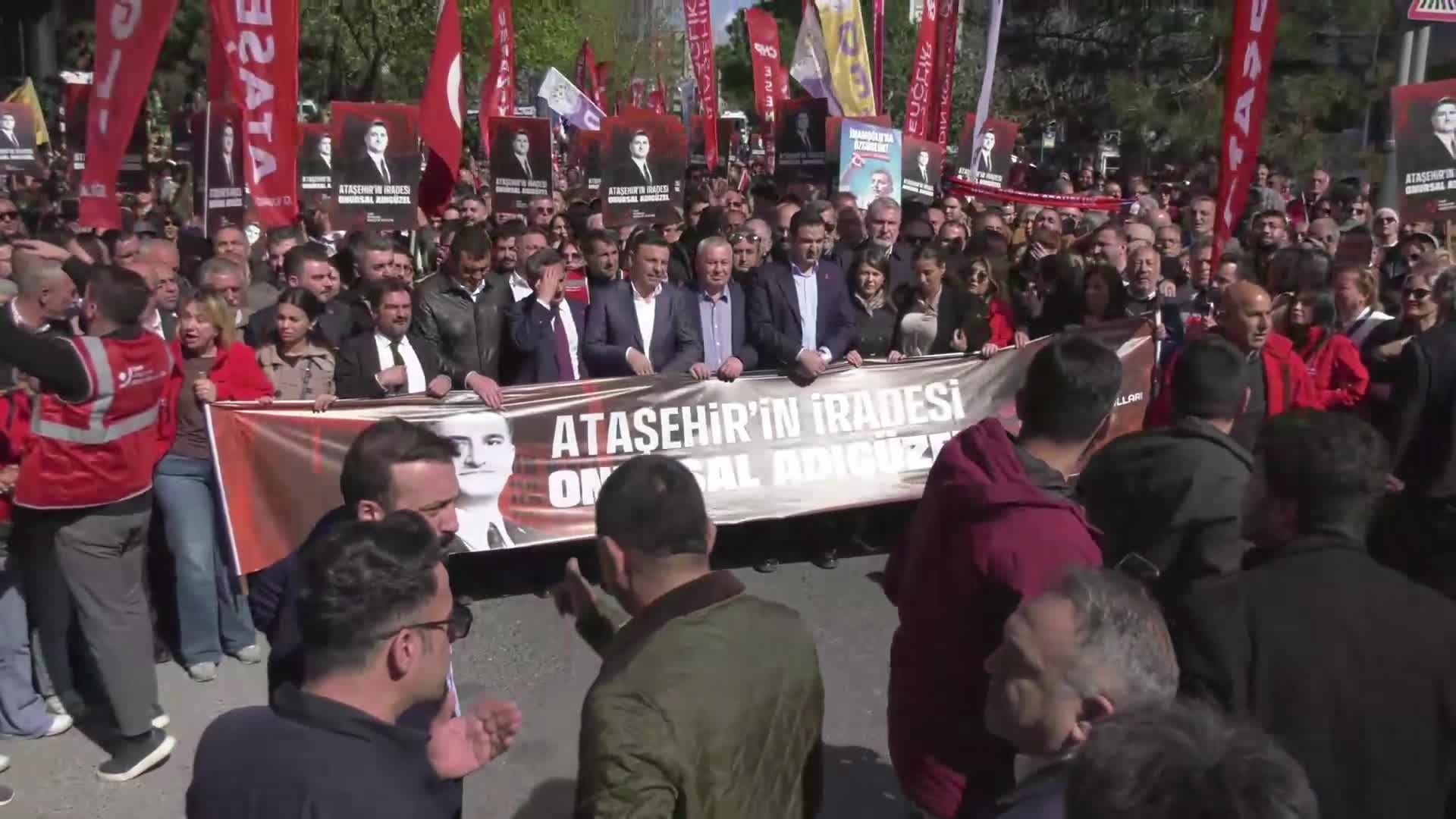 Ataşehir’de Yürüyüş: “Kurtuluş Yok Tek Başına!”
