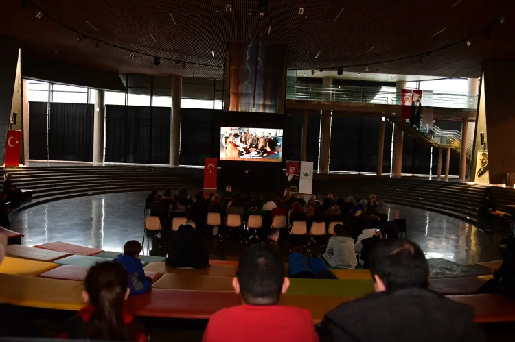 Atatürk 2 Filmi Bursa’da Coşkuyla Gösterildi
