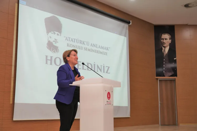 Atatürk’ü Anlamak: Geleceğe Işık Tutan Seminar