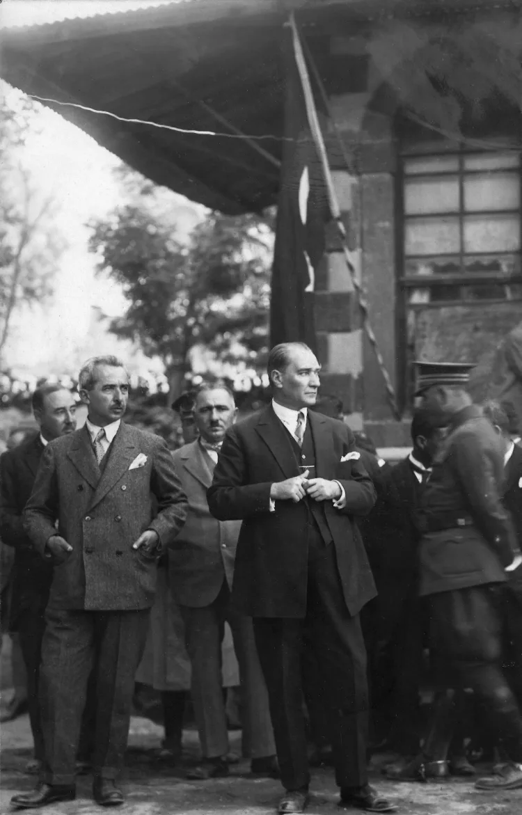 Atatürk Sergisi