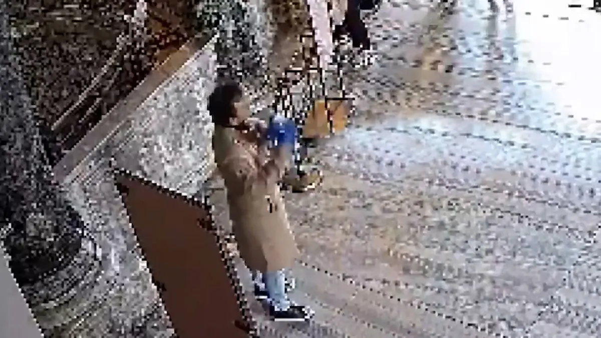 Ayasofya da Bizans bayrağı açtılar: