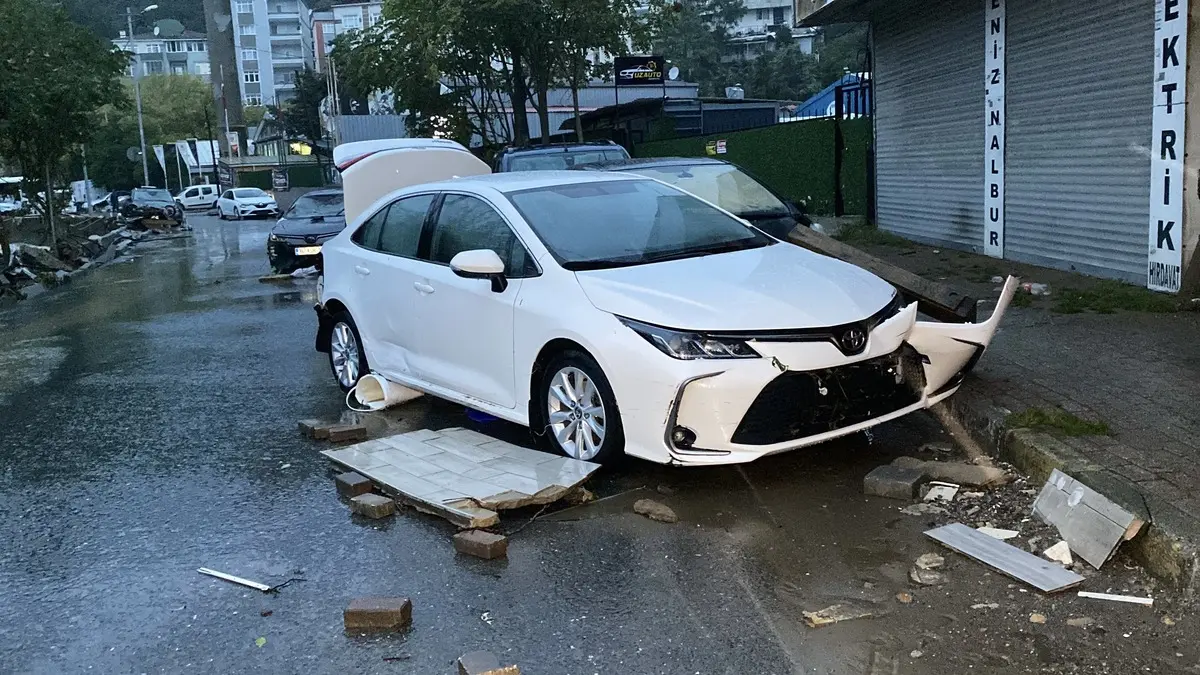 İstanbul da geceyi en iyi anlatan kare! Gün ağarınca ortaya çıktı 4
