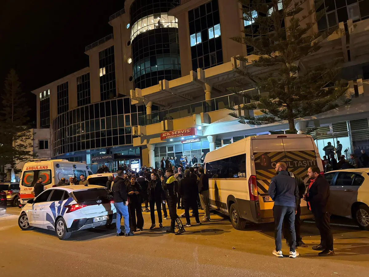 Eski Bakan Çavuşoğlu nun kardeşi Aydın Çavuşoğlu na silahlı saldırı! 3
