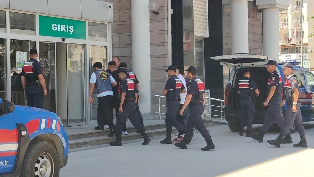 Aydın’da Lüks Evde Operasyon: İki Şüpheli Yakalandı!