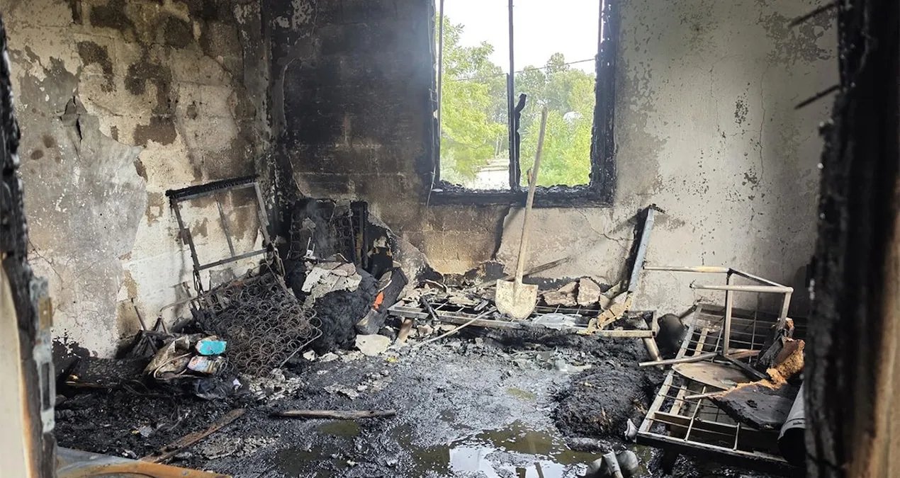 Aydınlar Köyü'nde Yangın: 68 Yaşındaki Adamın Cesedi Bulundu