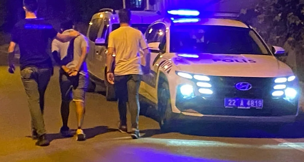 Ayrılmak İsteyen Kadına Şiddet: Polis Kurtardı!