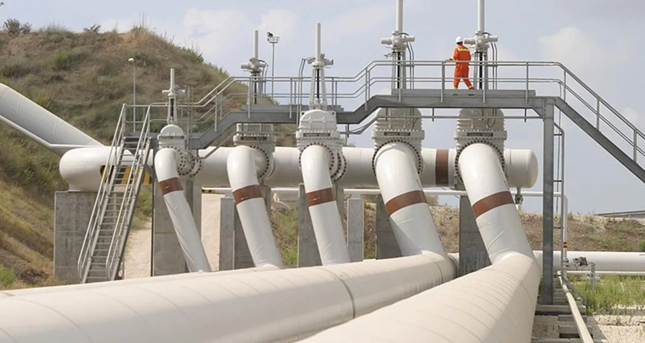 Azerbaycan Petrolünde Kirlilik: Romanya’da OHAL!
